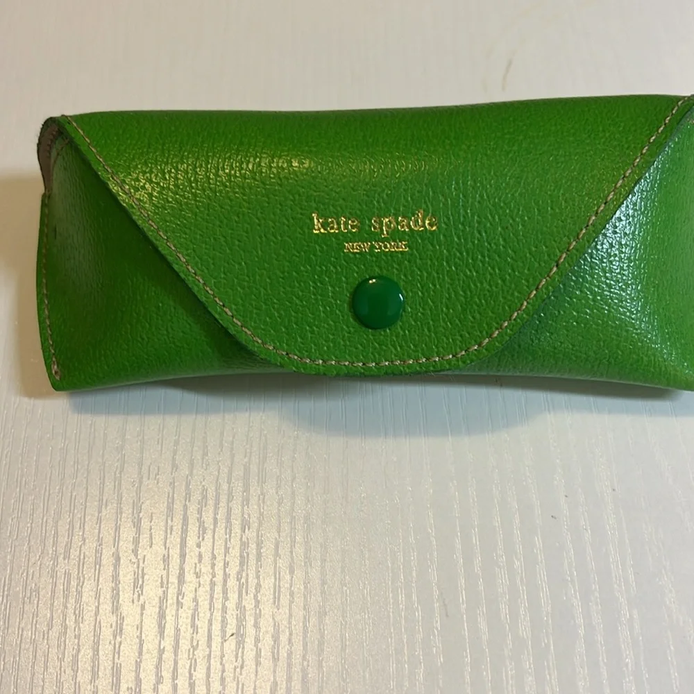 Kate Spade Camilla Sunglasses with case - Picture 3 of 3